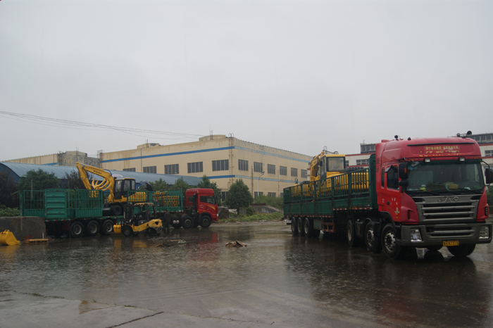 乐虎88国际集团6台挖掘机顺利出口印度 乐虎88国际集团6台挖掘机顺利出口印度