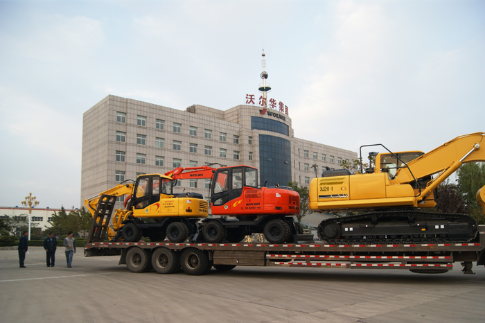 乐虎88国际集团7台DLS系列挖掘机顺利出口古巴共和国