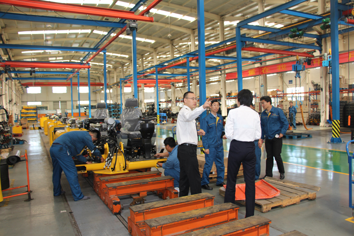 济宁检验检疫局领导莅临乐虎88国际集团参观指导 济宁检验检疫局领导莅临乐虎88国际集团参观指导