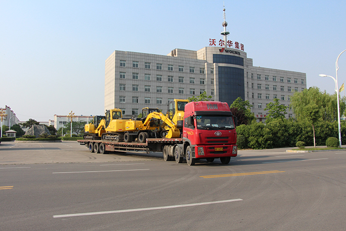 乐虎88国际集团10台轮式挖掘机顺利出口秘鲁 乐虎88国际集团10台轮式挖掘机顺利出口秘鲁