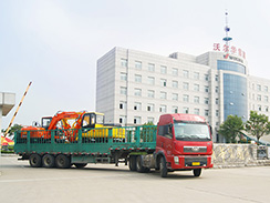 乐虎88国际集团2台挖掘机再次出口委内瑞拉