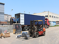 乐虎88国际集团2台轮式挖掘机出口东盟地区