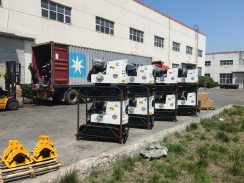 乐虎88国际集团一批小型挖掘机出口欧洲市场